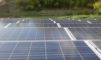 How to Arrange Solar Panels for Maximum Efficiency (A Complete Guide)