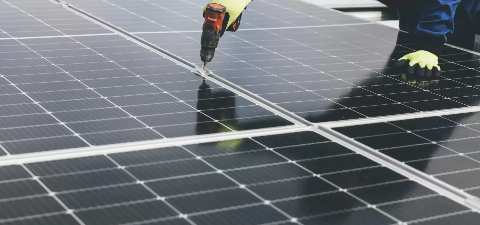 Grace Solar EPCソリューションとJIS C 8955認証架台 | 世界トップ5メーカー・48GW以上導入実績（日本最大級400MW案件含む）