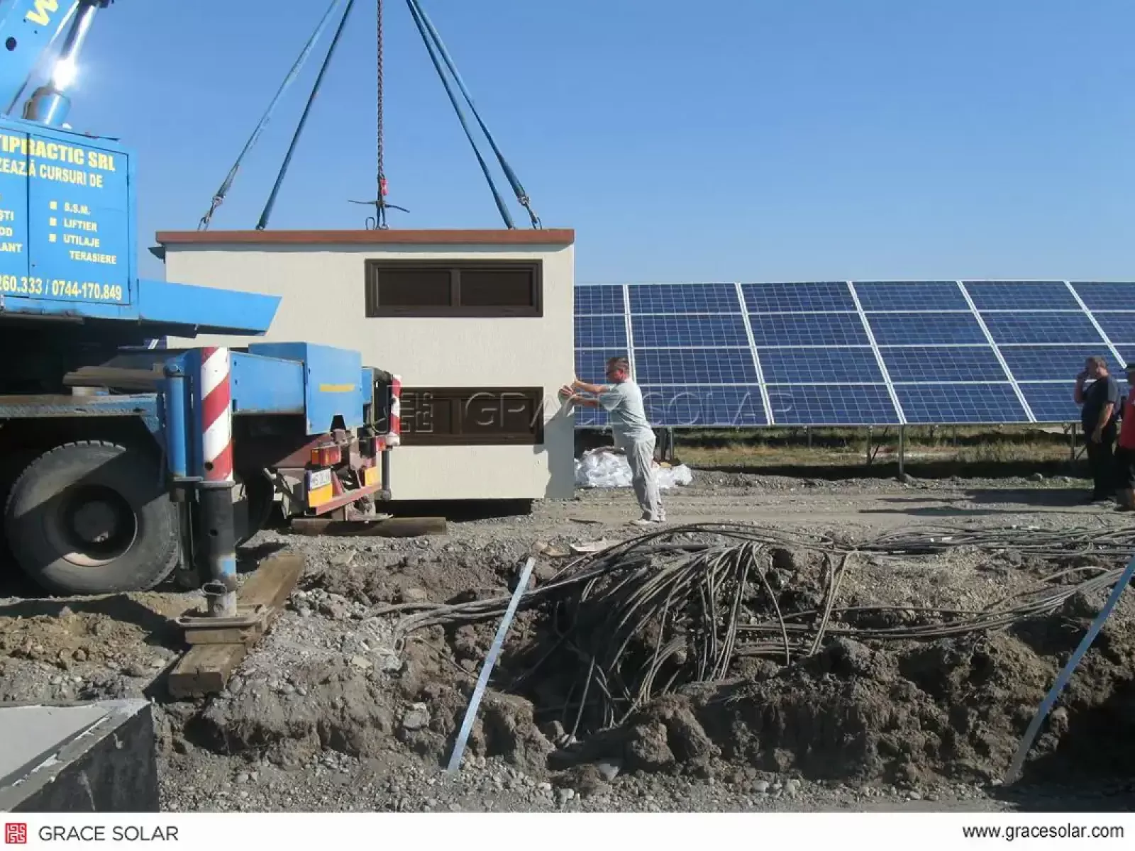 Système Photovoltaïque de Suivi 2,8 MW Haute Précision