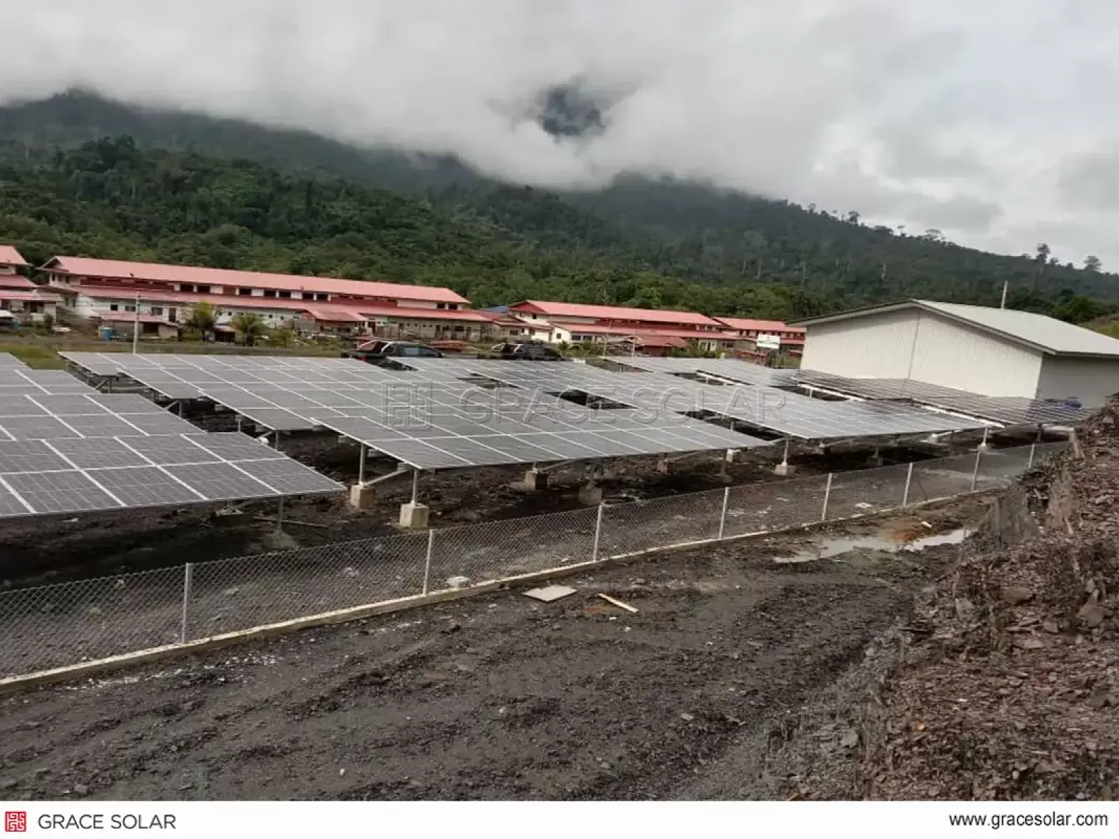 Campo Sistema Rastreamento Grace Solar - Sudeste Asiático 3,5MW