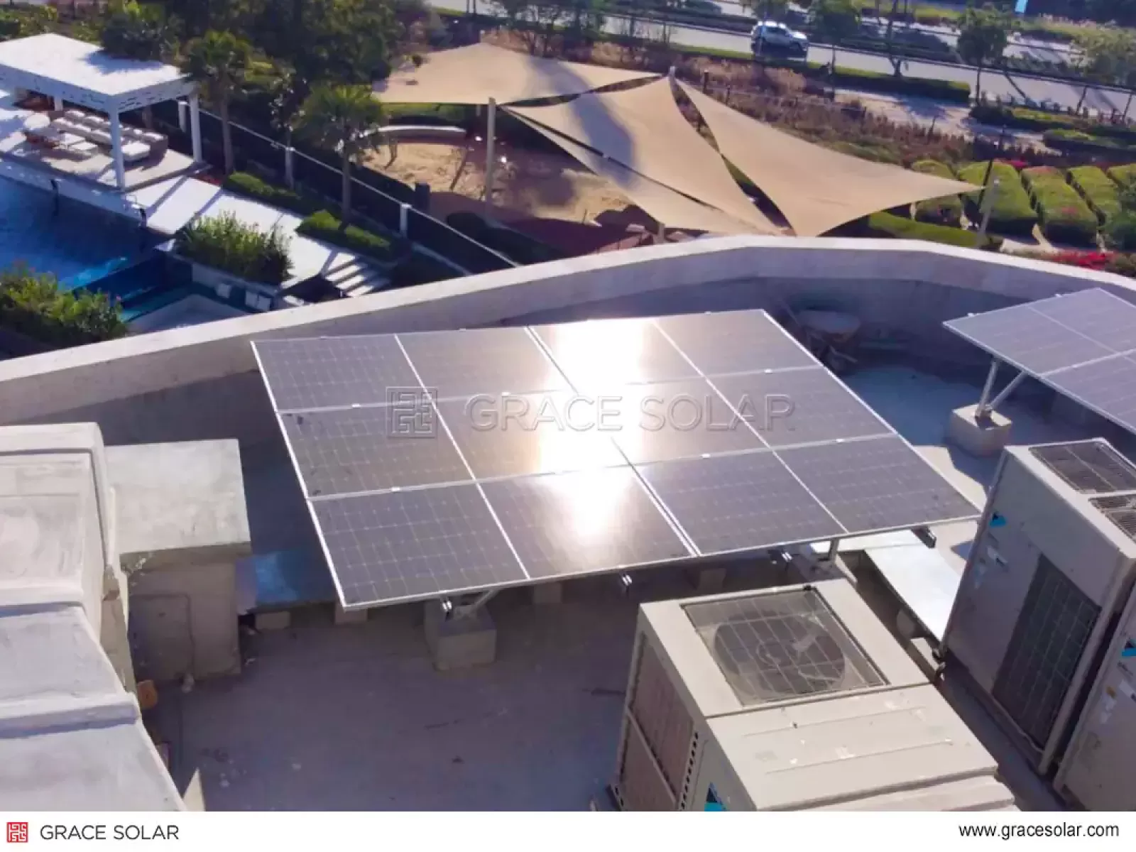 Installation 75KW avec rails en aluminium anticorrosion