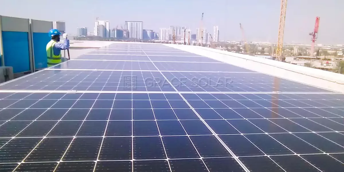 Dubái, Emiratos Árabes Unidos (EAU) - 75KW