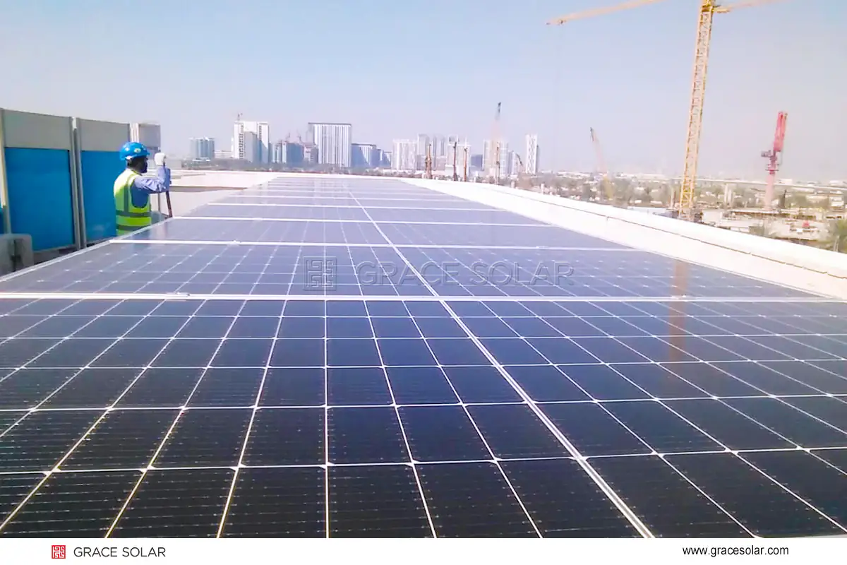 Dubái, Emiratos Árabes Unidos (EAU) - 75KW