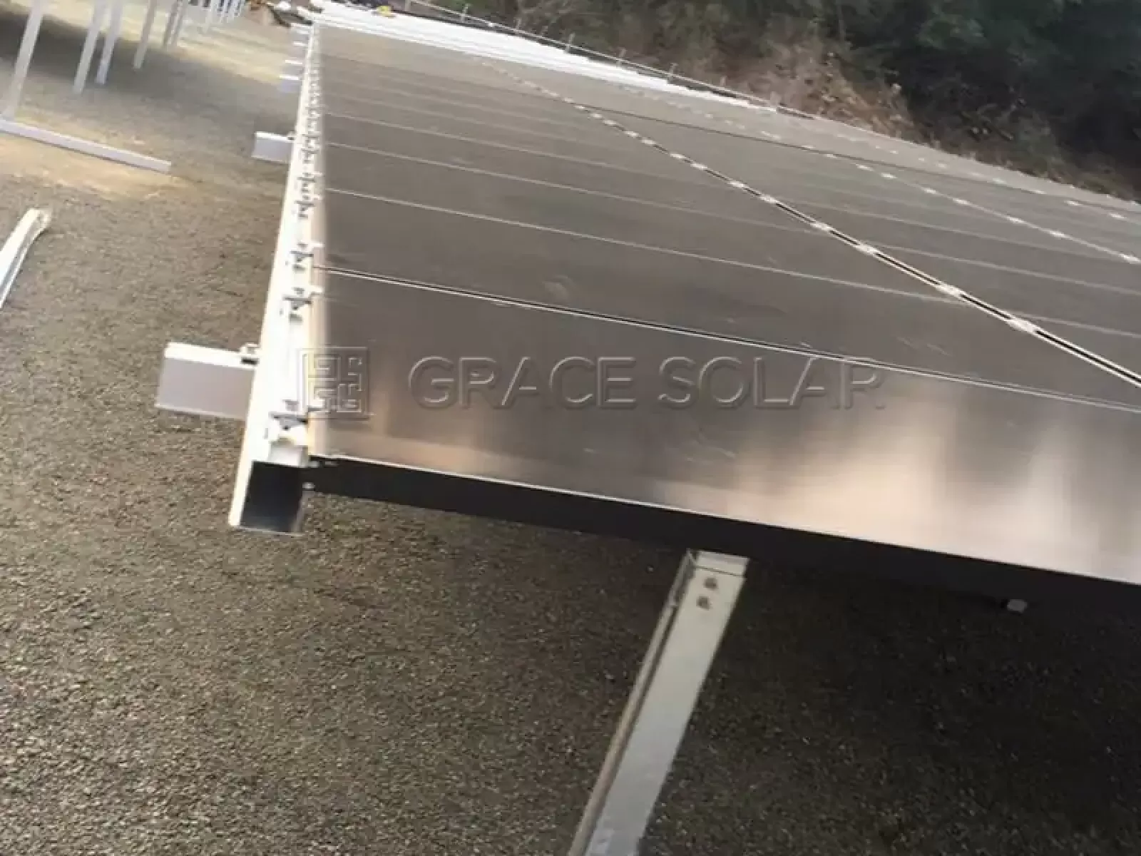 Fundações Anti-sísmicas para Sistemas de Montagem