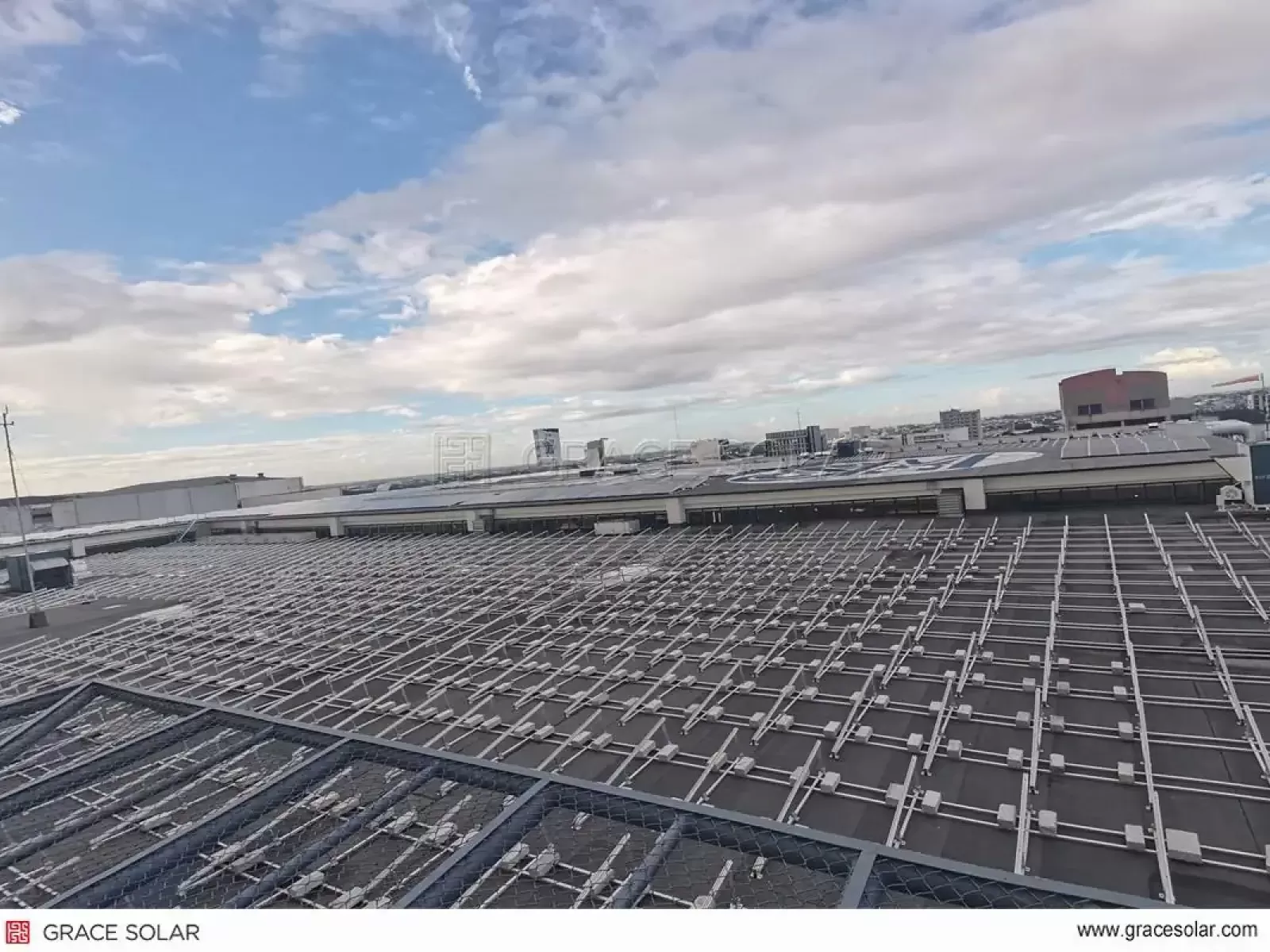 Grace Solar BAPV Ballast Mounting System Installed on SM Mall Rooftop