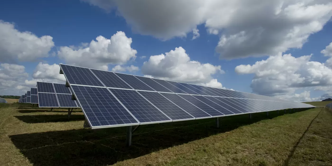 Grace-Solar-banner-of-factory
