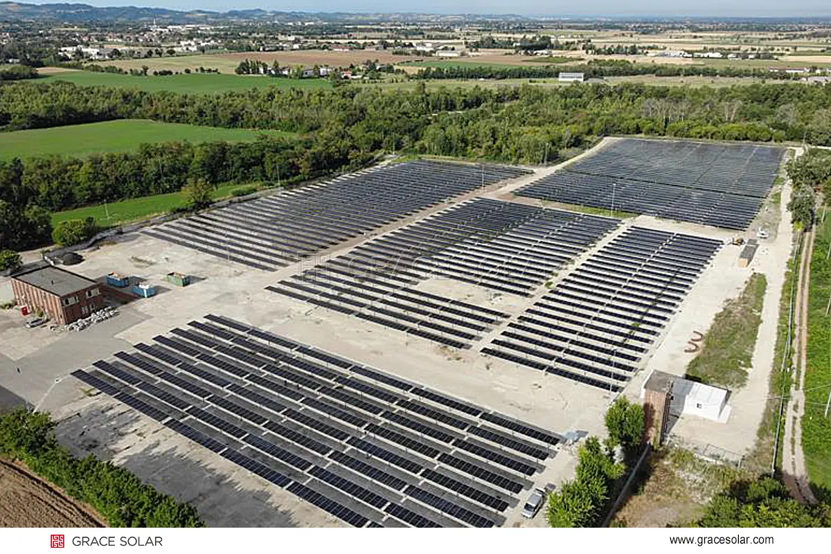 Climate-adaptive features including corrosion-resistant coatings and sealed joints